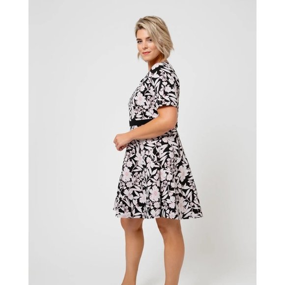 LEOTA Mackenzie Knit Floral Fit-and-Flare Dress in Black Jacquard - NWT Small - Picture 4 of 4